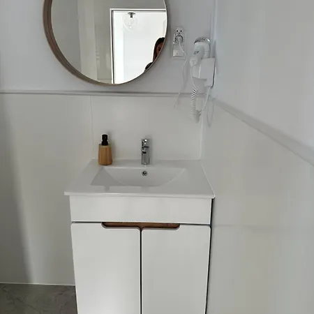 Hotel Portus 2*